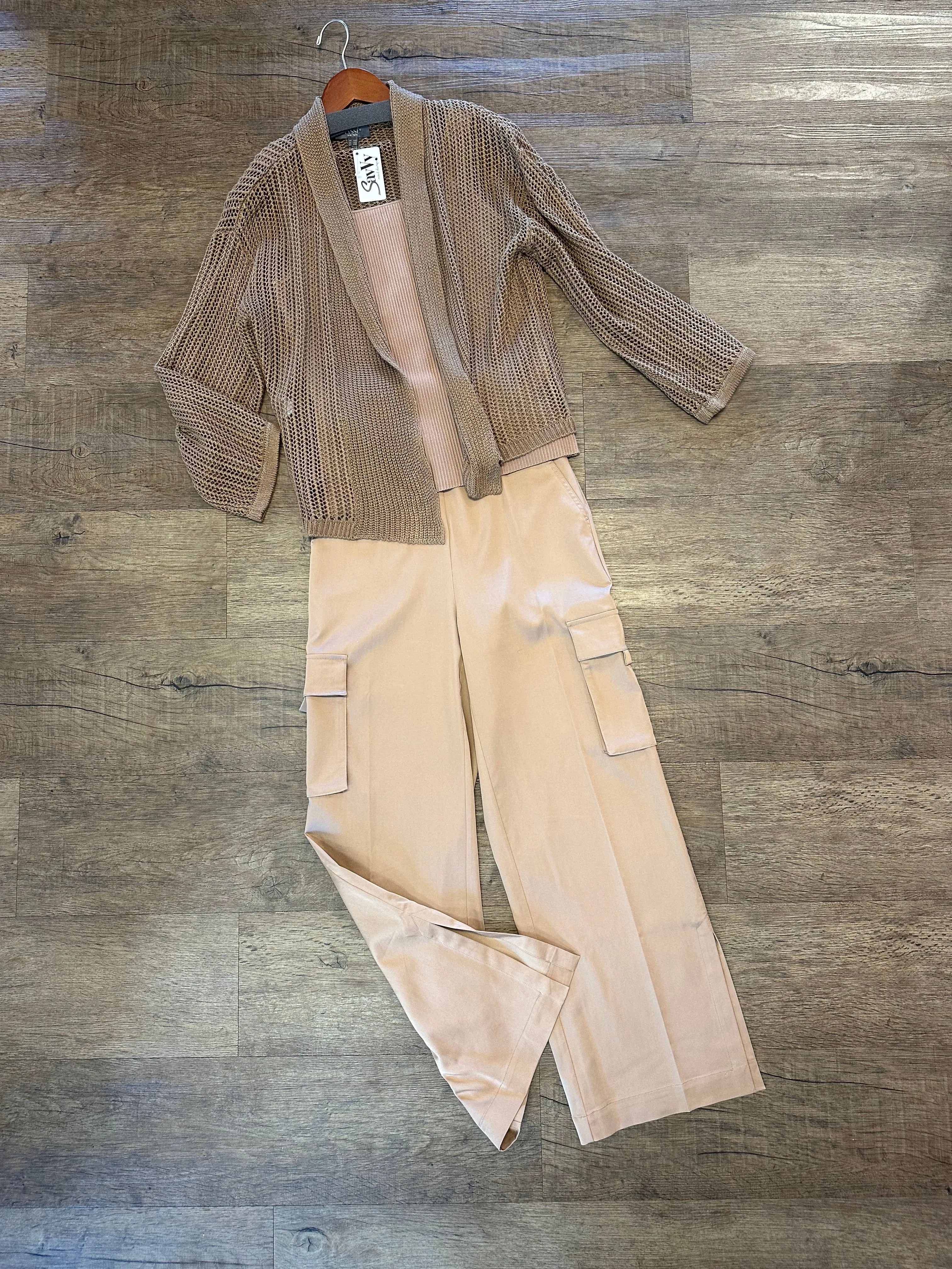 Calypso Cargo Pant in tanned by Lysse