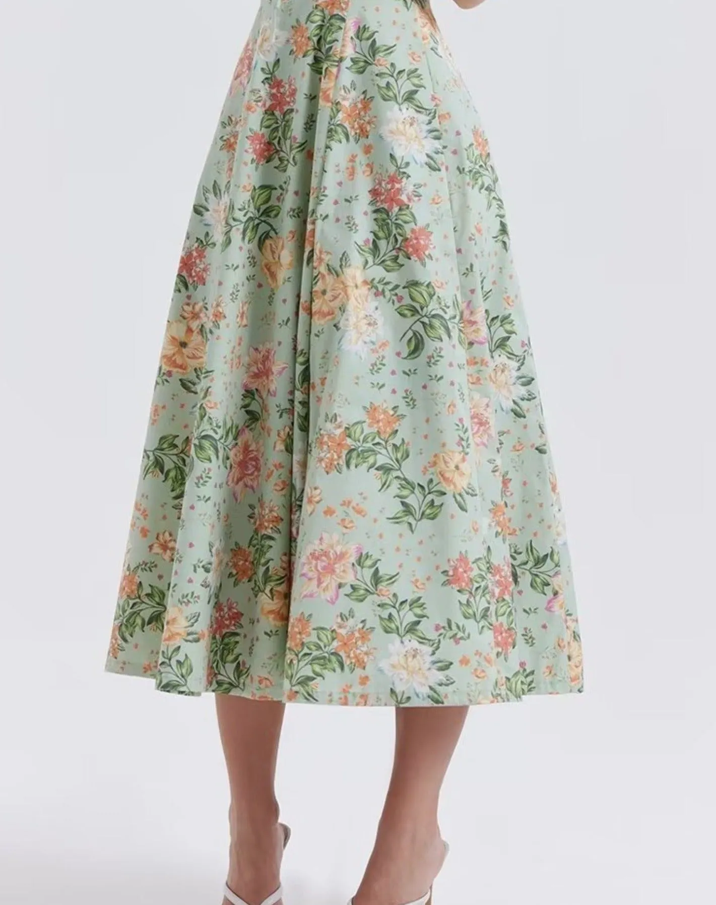 Deisy Floral Midi Dress in Green