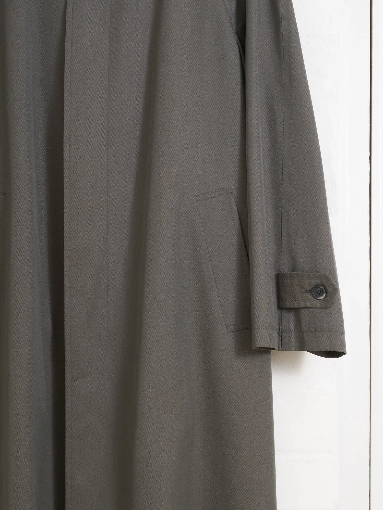 D'URBAN khaki grey wool silk covered placket mackintosh coat - S M L