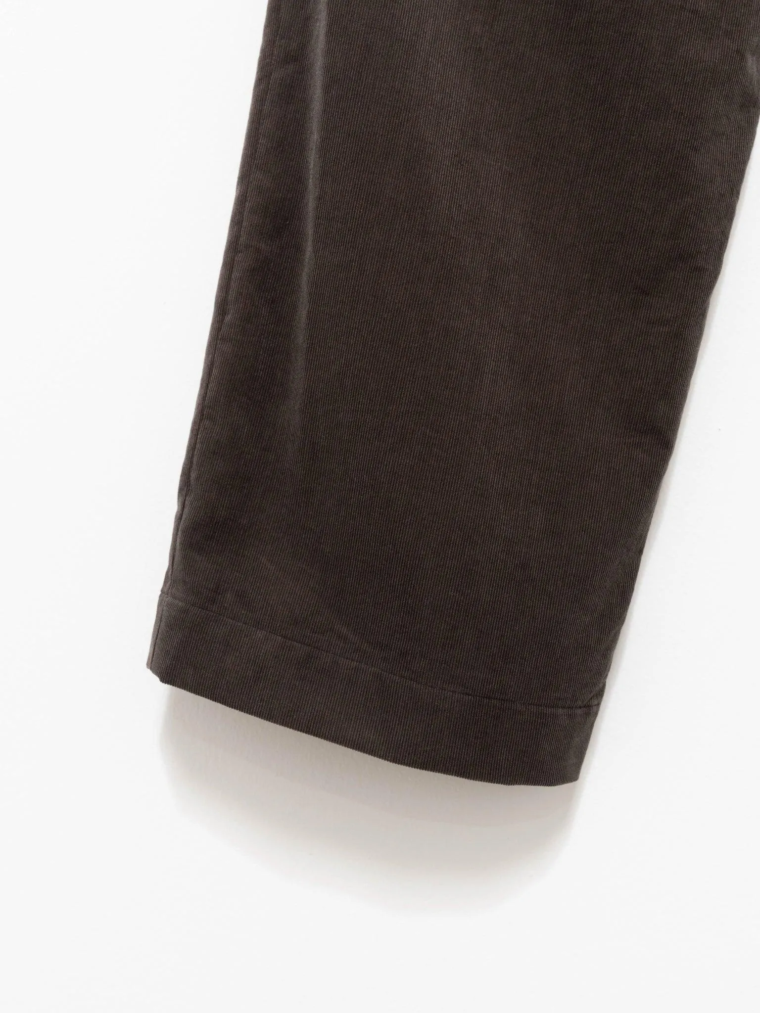 Finx Light Corduroy Easy Slacks - Dark Brown