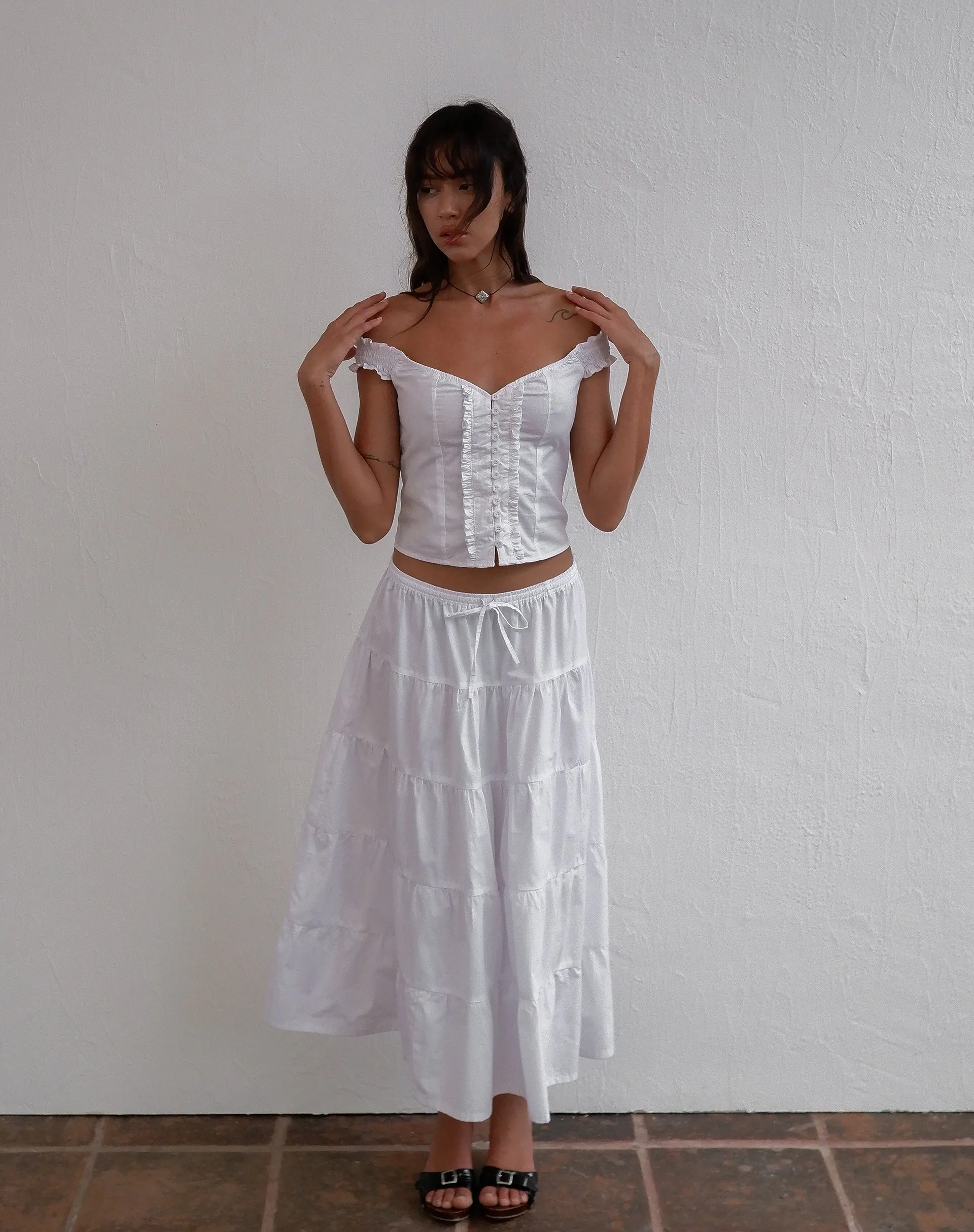 Izumi Tiered Midi Skirt in Poplin White