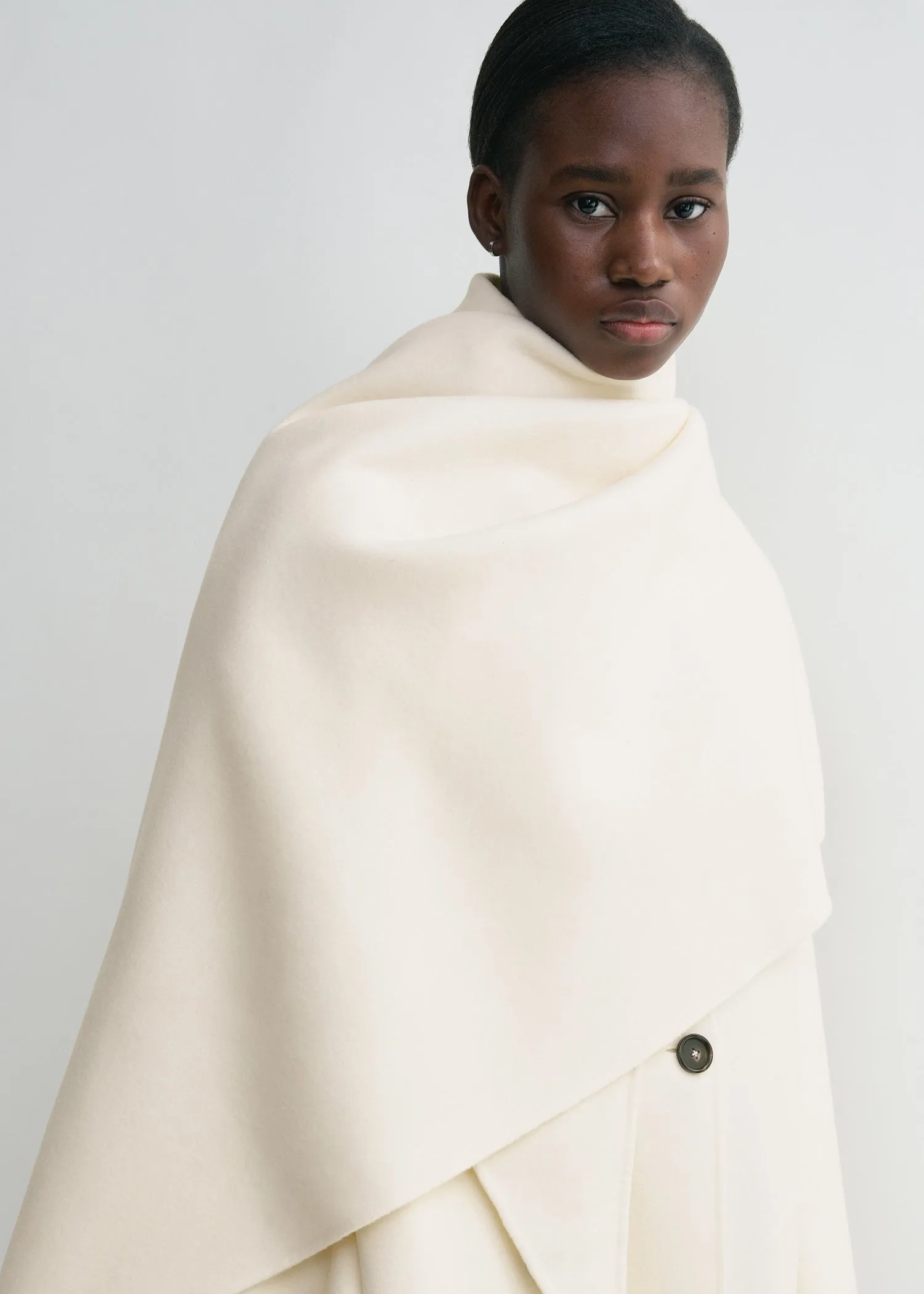 Maxi wool triangle scarf winter white