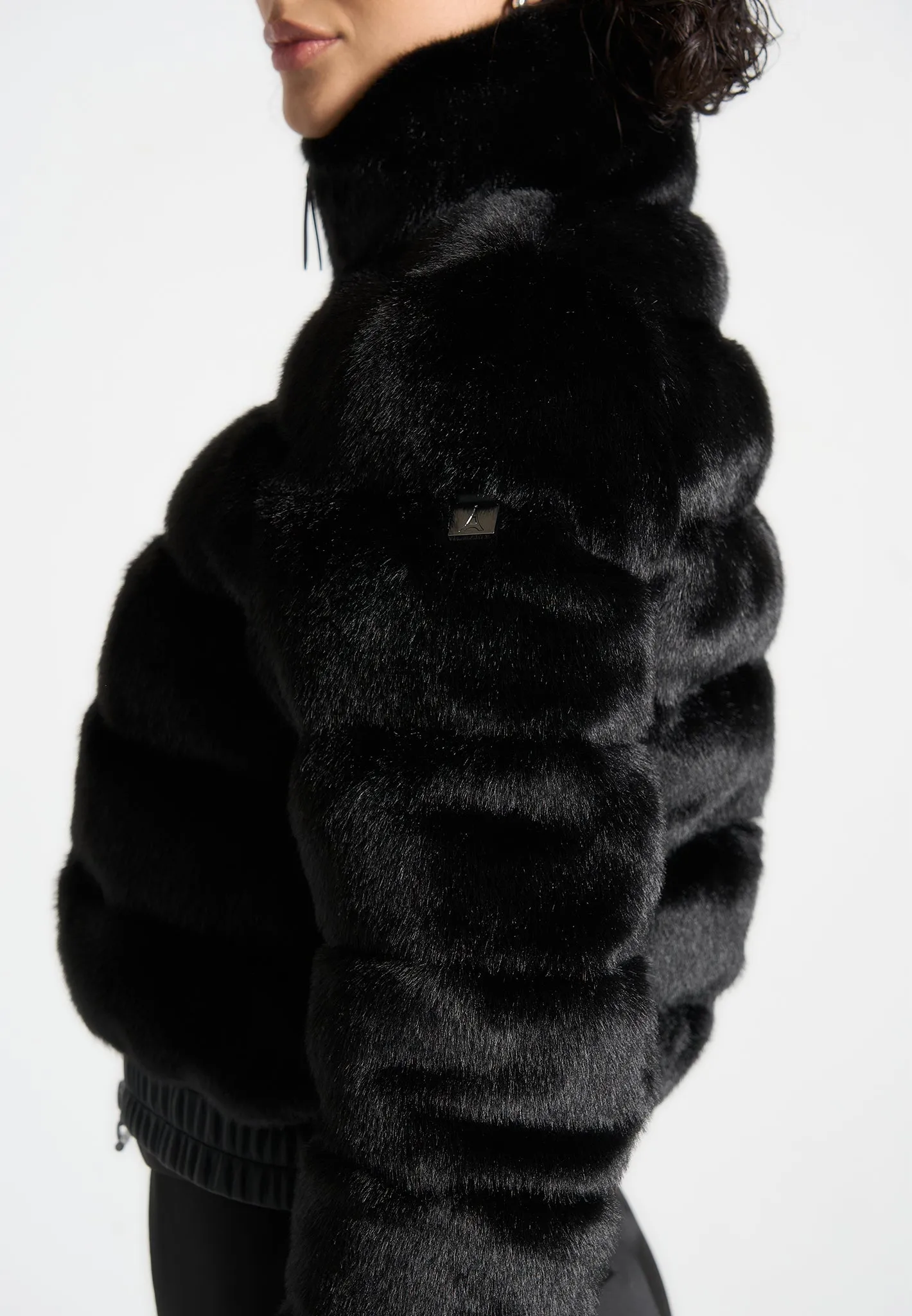 Plush Ribbed Jacket with Scarf - Black