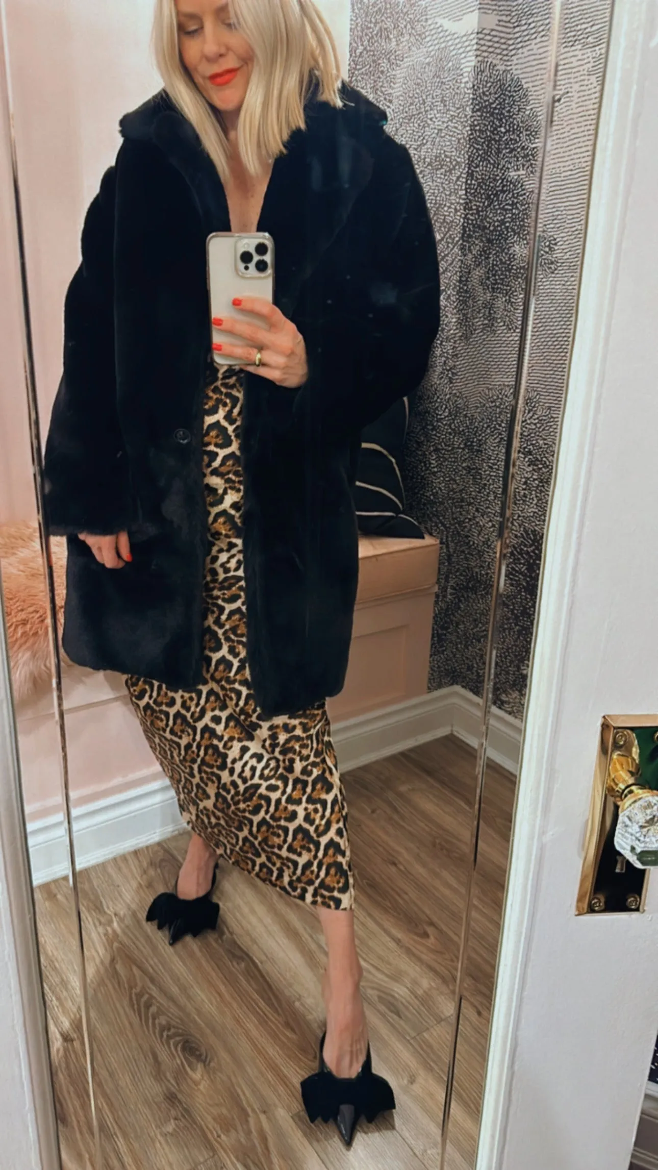 Short Faux Fur Classic Coat