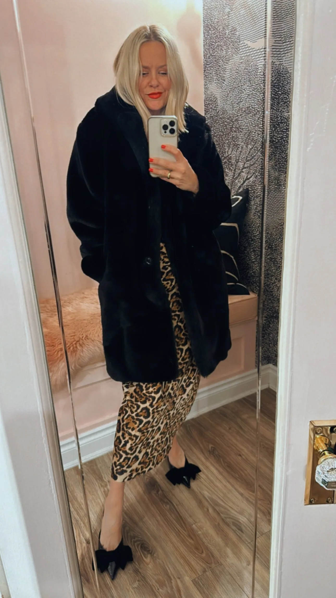 Short Faux Fur Classic Coat