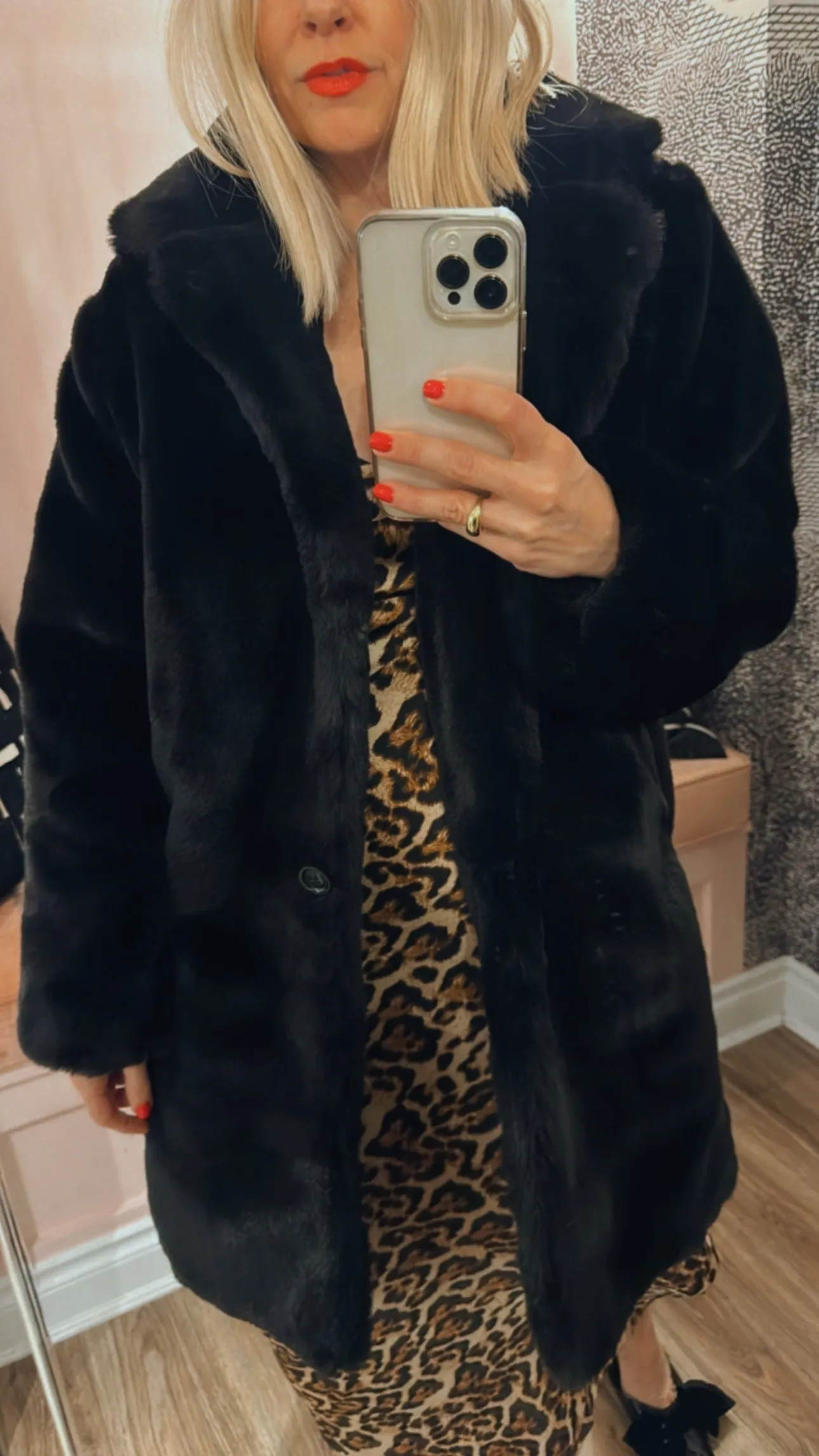 Short Faux Fur Classic Coat