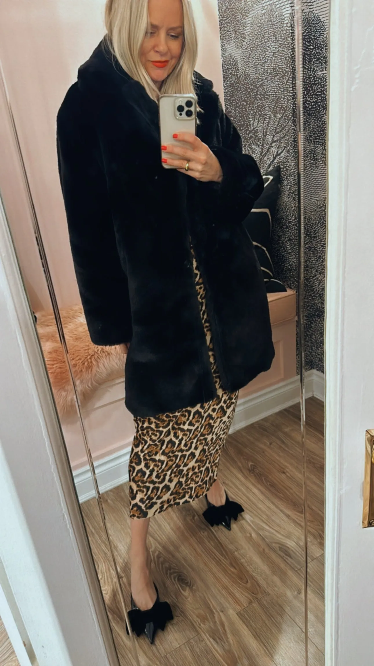 Short Faux Fur Classic Coat