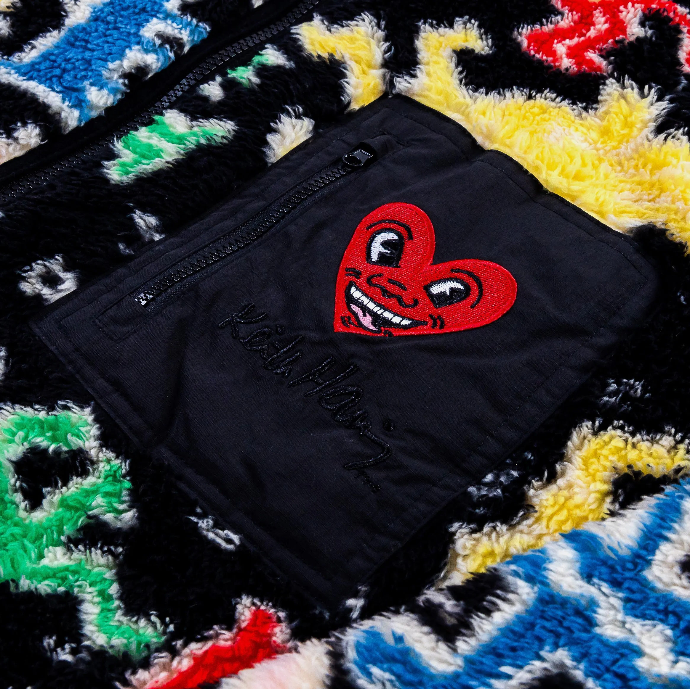 SP x Keith Haring Heart All Over Print Sherpa Mens Jacket (Multi)